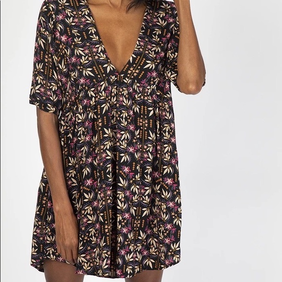 NATURAL LIFE Black Floral Mini Dress - Picture 1 of 12